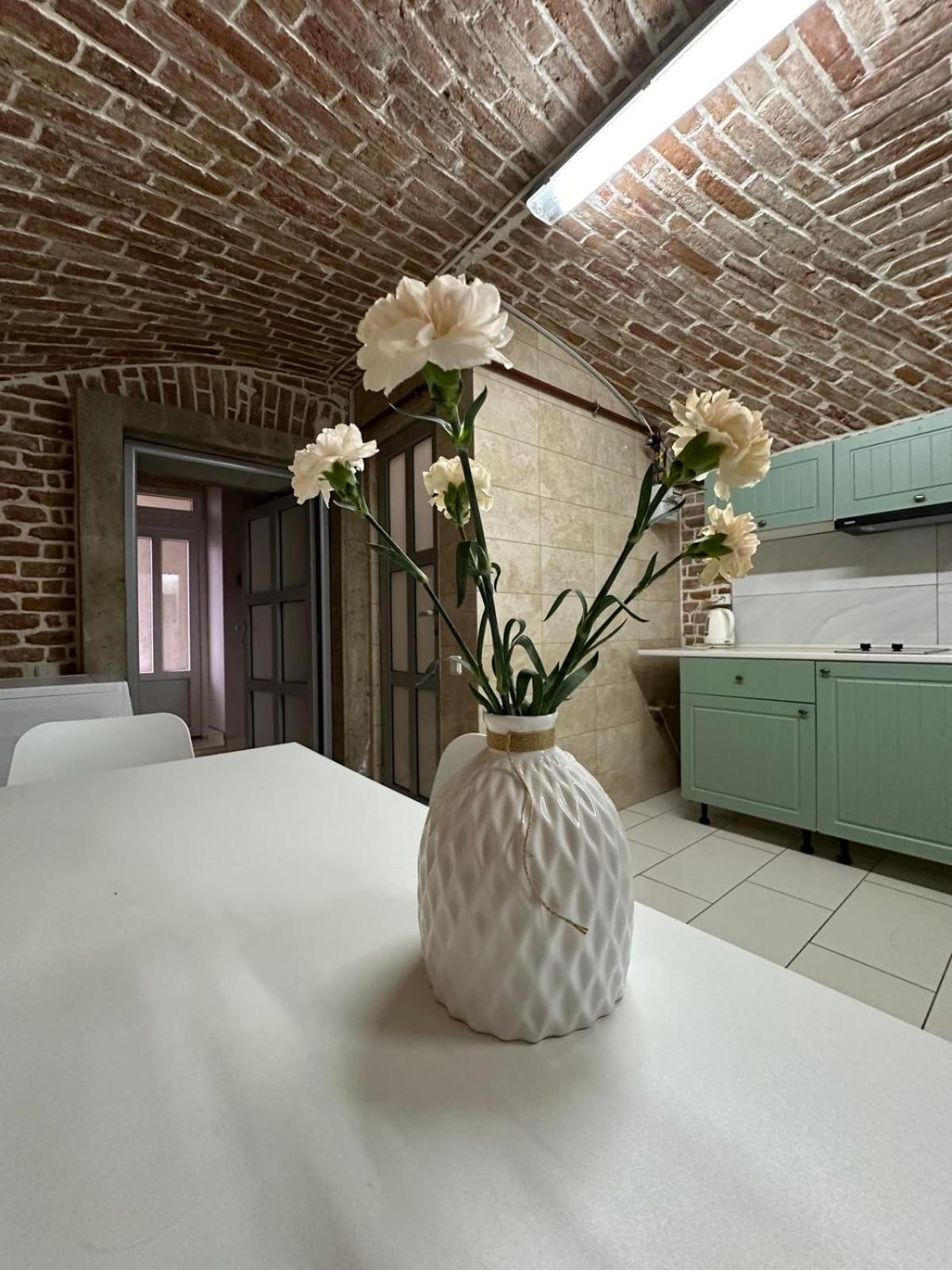 Apartament 2Х Кім-Й Loft На Площі Філармонії By Willox Czerniowce Zewnętrze zdjęcie